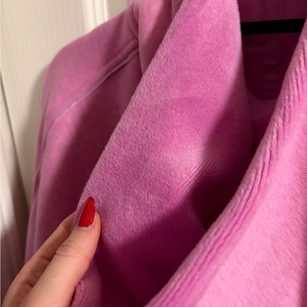 Lululemon Athletica Pink Cropped Scuba - Picture 3 of 3